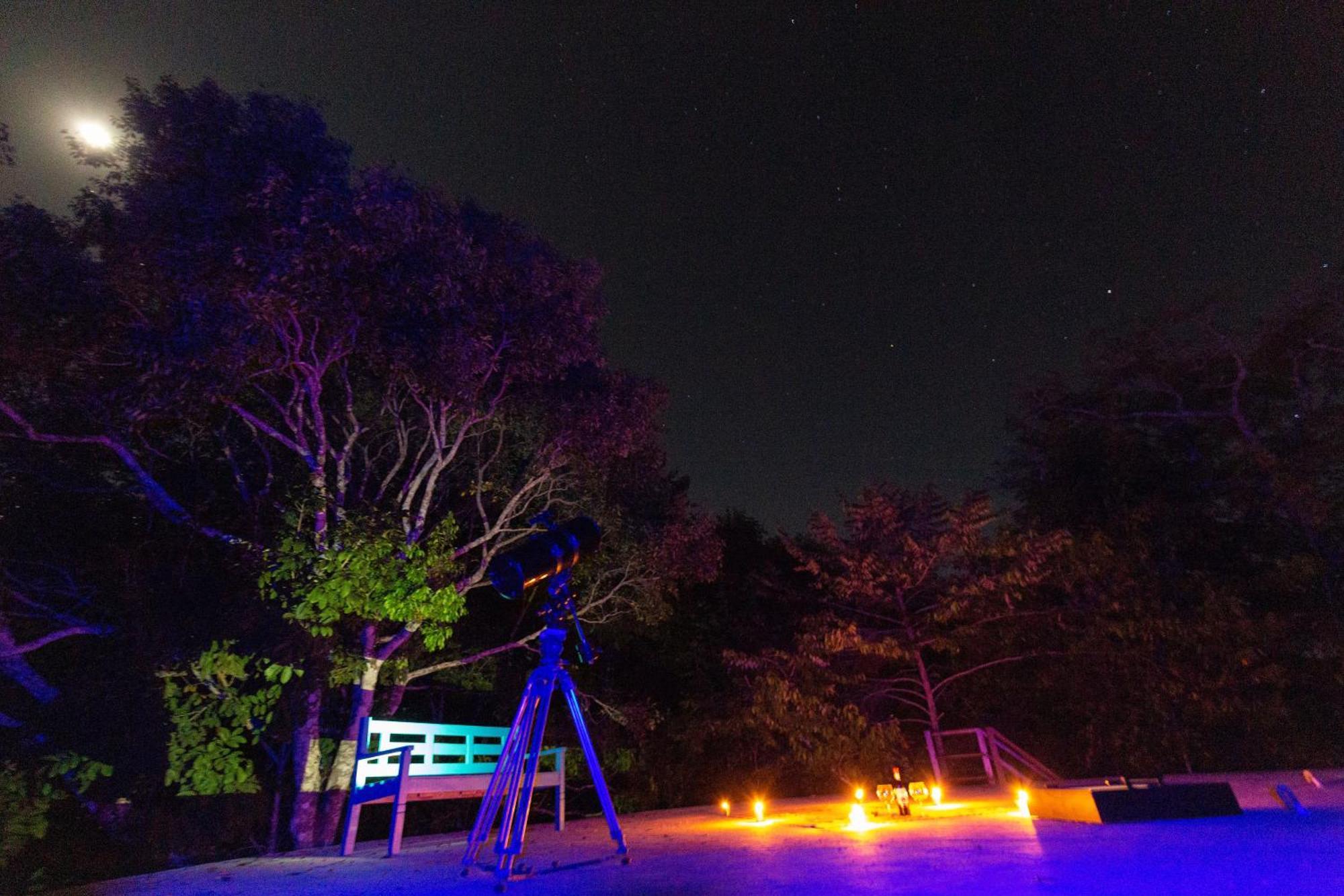 Floresta Encantada Telescopio,Fogueira, Riacho Chapada dos Guimarães Exteriér fotografie